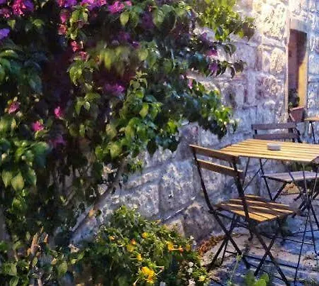 Perla Rossa Hotel 2*