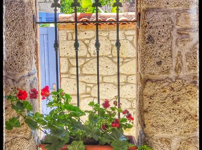 Perla Rossa Szálloda 2*