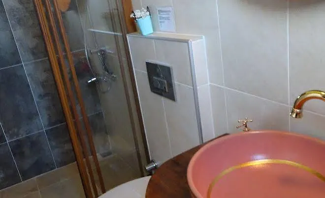 Perla Rossa Szálloda 2*