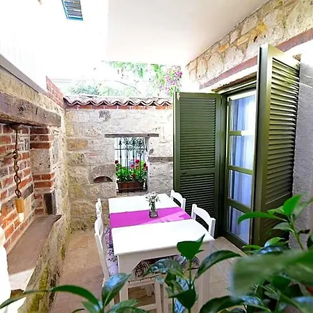 Perla Rossa Hotel