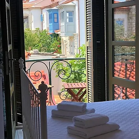 Hotel Perla Rossa 2*